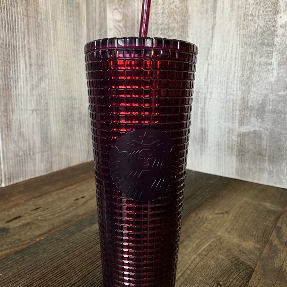 Starbucks Holiday Winter Berry Tumbler 2020 - Picture 2 of 10